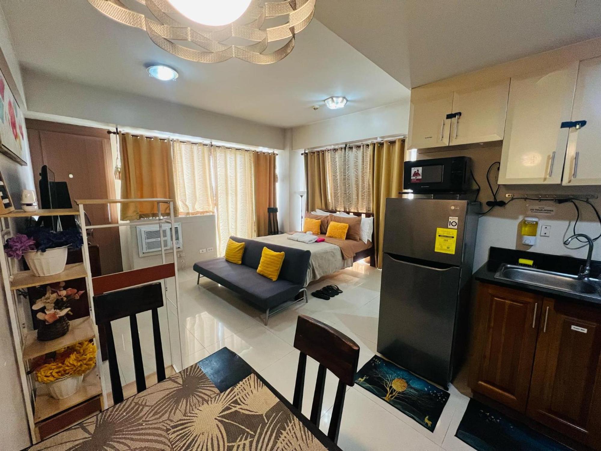 One Palm Tree Villas Condominium - Studio 7Th Fl With Balcony - Across Terminal 3 Airport Pasay Exterior foto